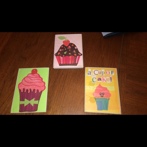Small cupcake pictures!( 3)
